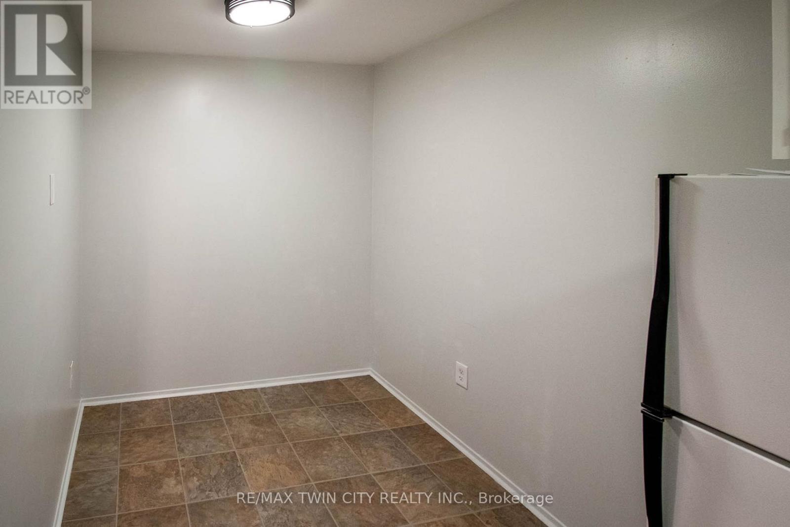 304 - 1100 Jalna Boulevard, London South, Ontario  N6E 2M2 - Photo 14 - X12721256