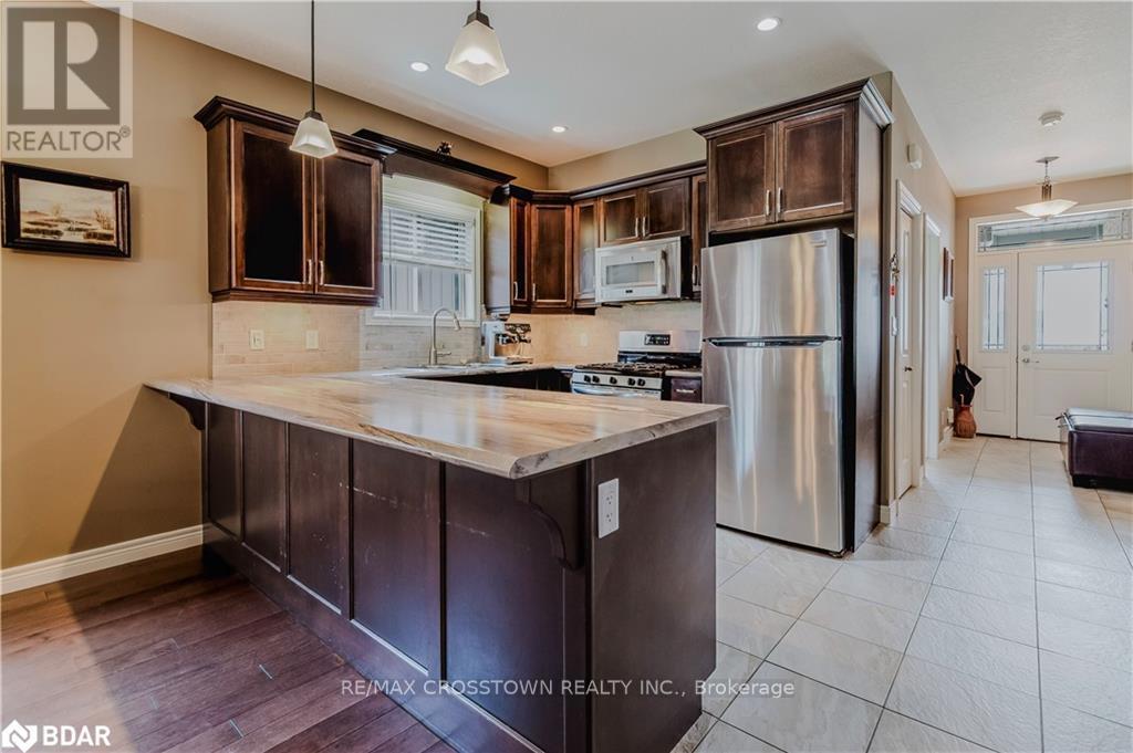 12 Lafayette Street E, Haldimand, Ontario  N0A 1J0 - Photo 11 - X12721294