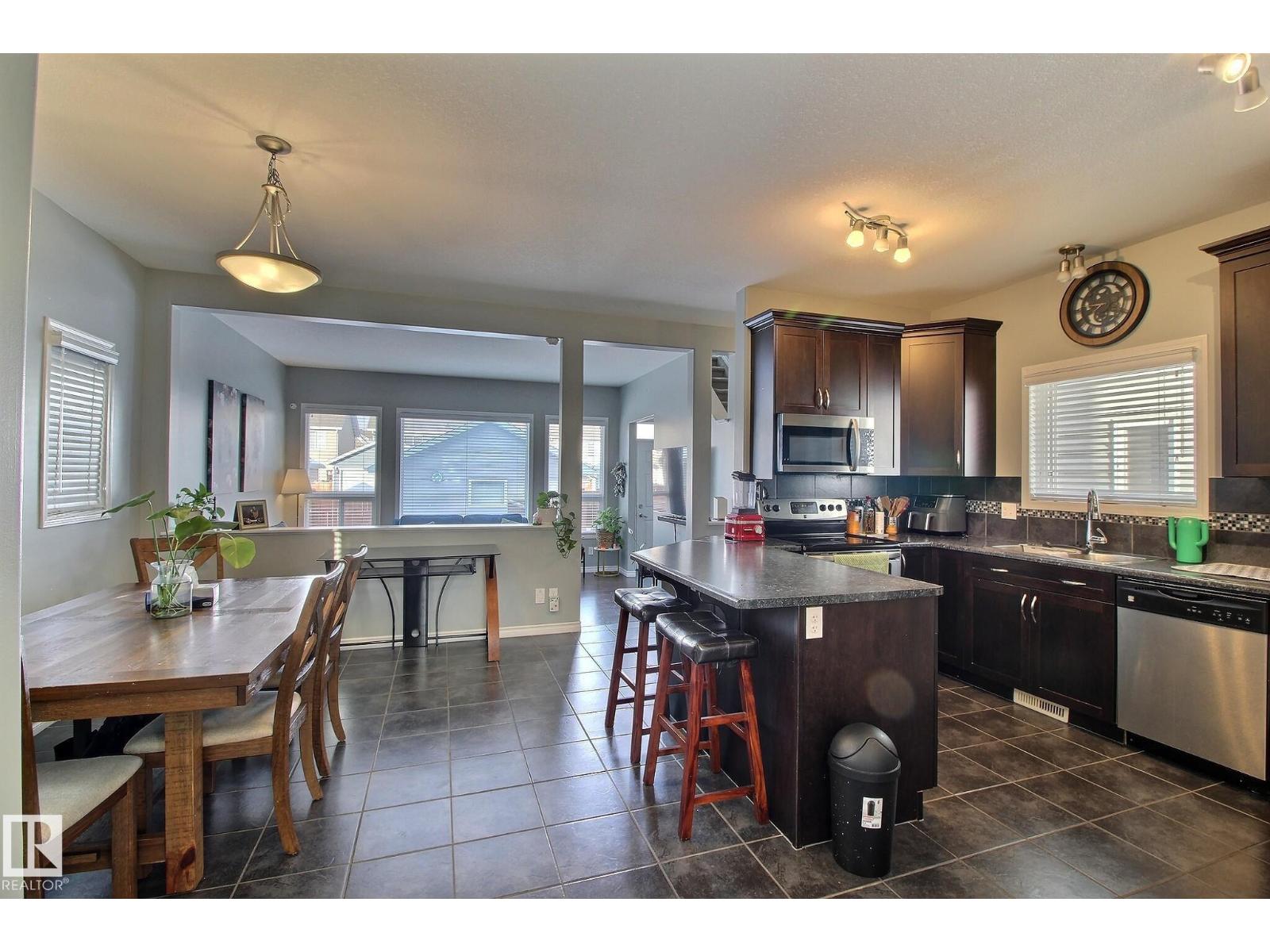 6912 22 Av Sw, Edmonton, Alberta  T6X 0V4 - Photo 5 - E4470765