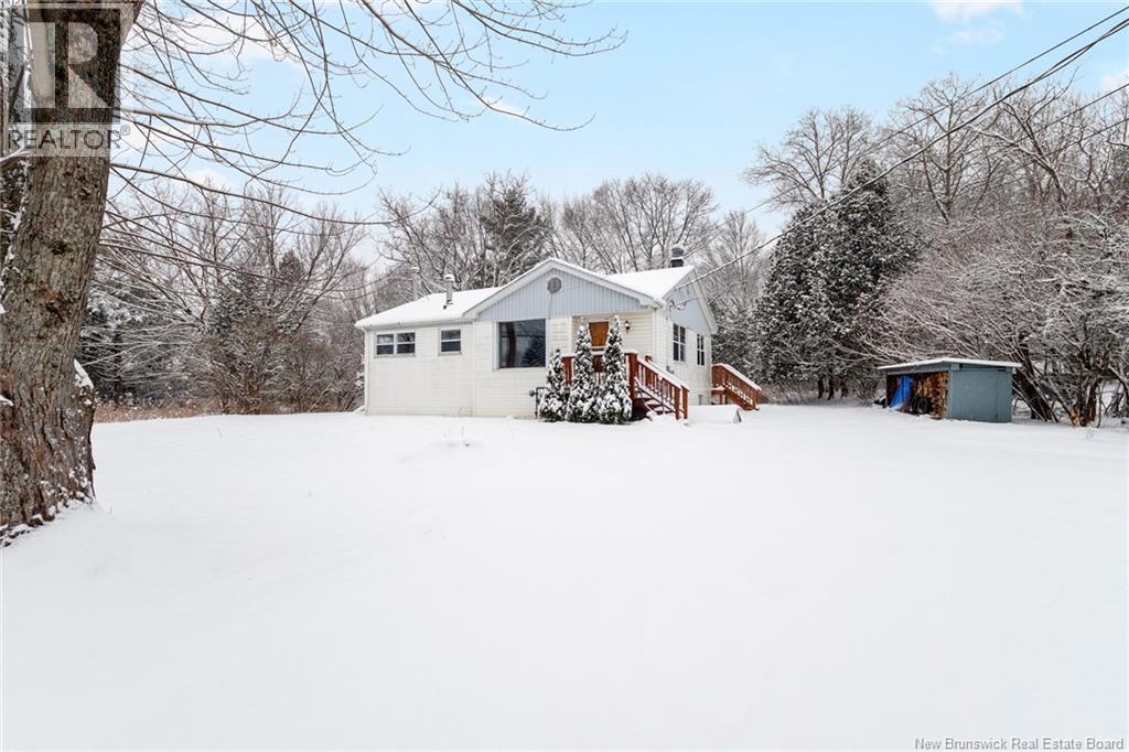 2268 Route 102, Lincoln, New Brunswick  E3B 8N5 - Photo 2 - NB132577