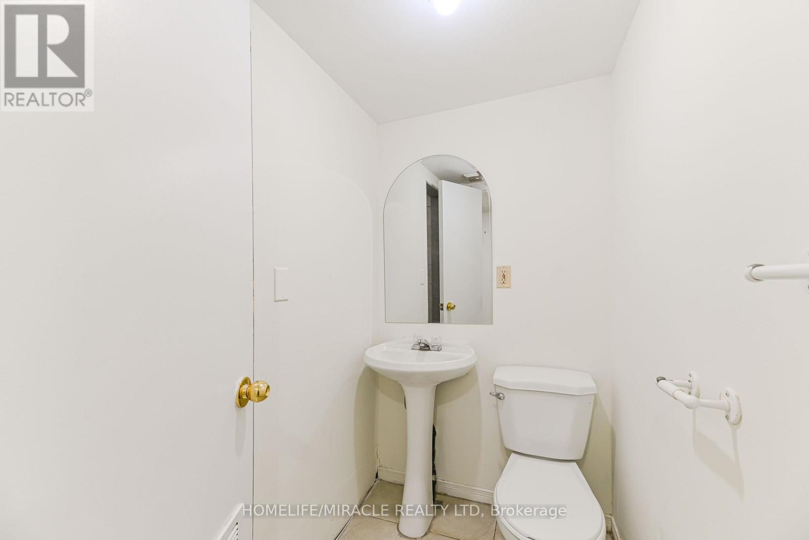 40 Blair Crescent, Barrie, Ontario  L4M 5Y6 - Photo 27 - S12721000