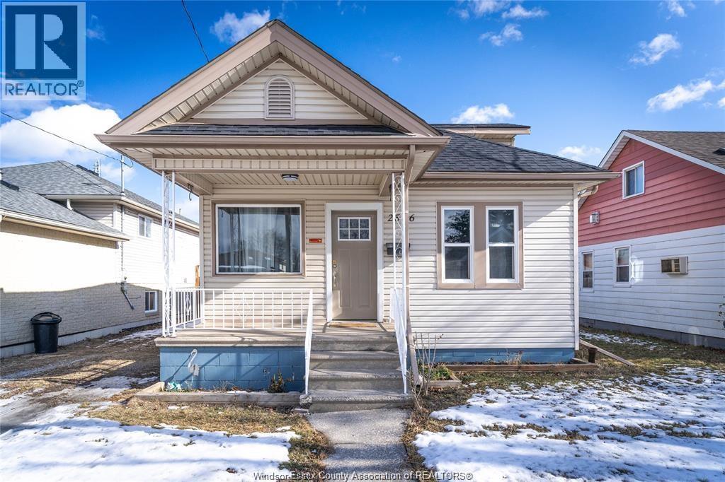 MLS# 26001741: 2546 LLOYD GEORGE BOULEVARD, Windsor, Canada