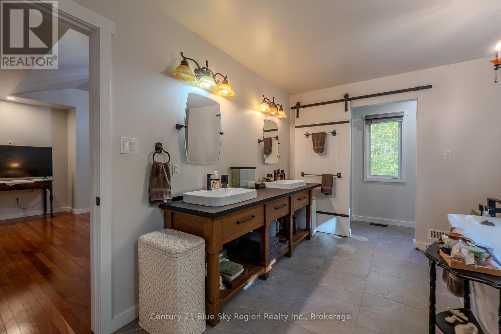 503 Ski Hill Road, Powassan, Ontario  P0H 1Z0 - Photo 31 - X12721464