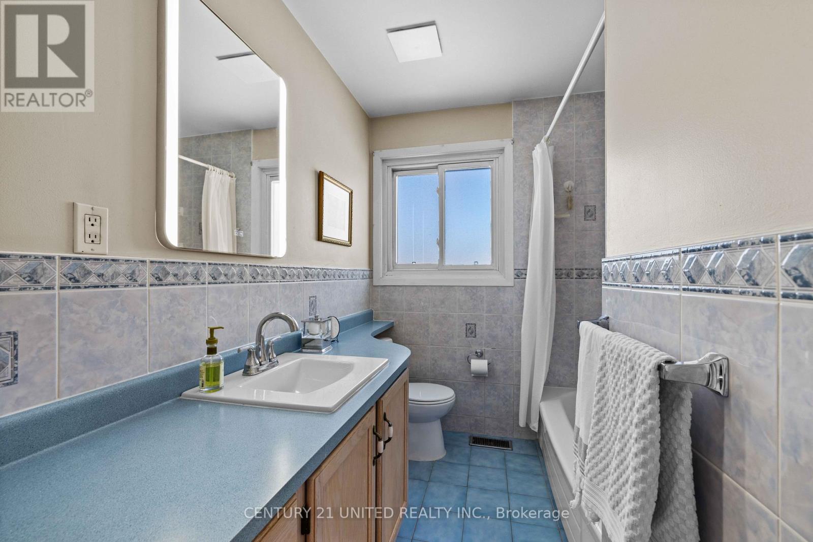 852 Parkhill Road W, Peterborough, Ontario  K9J 6P1 - Photo 17 - X12721508