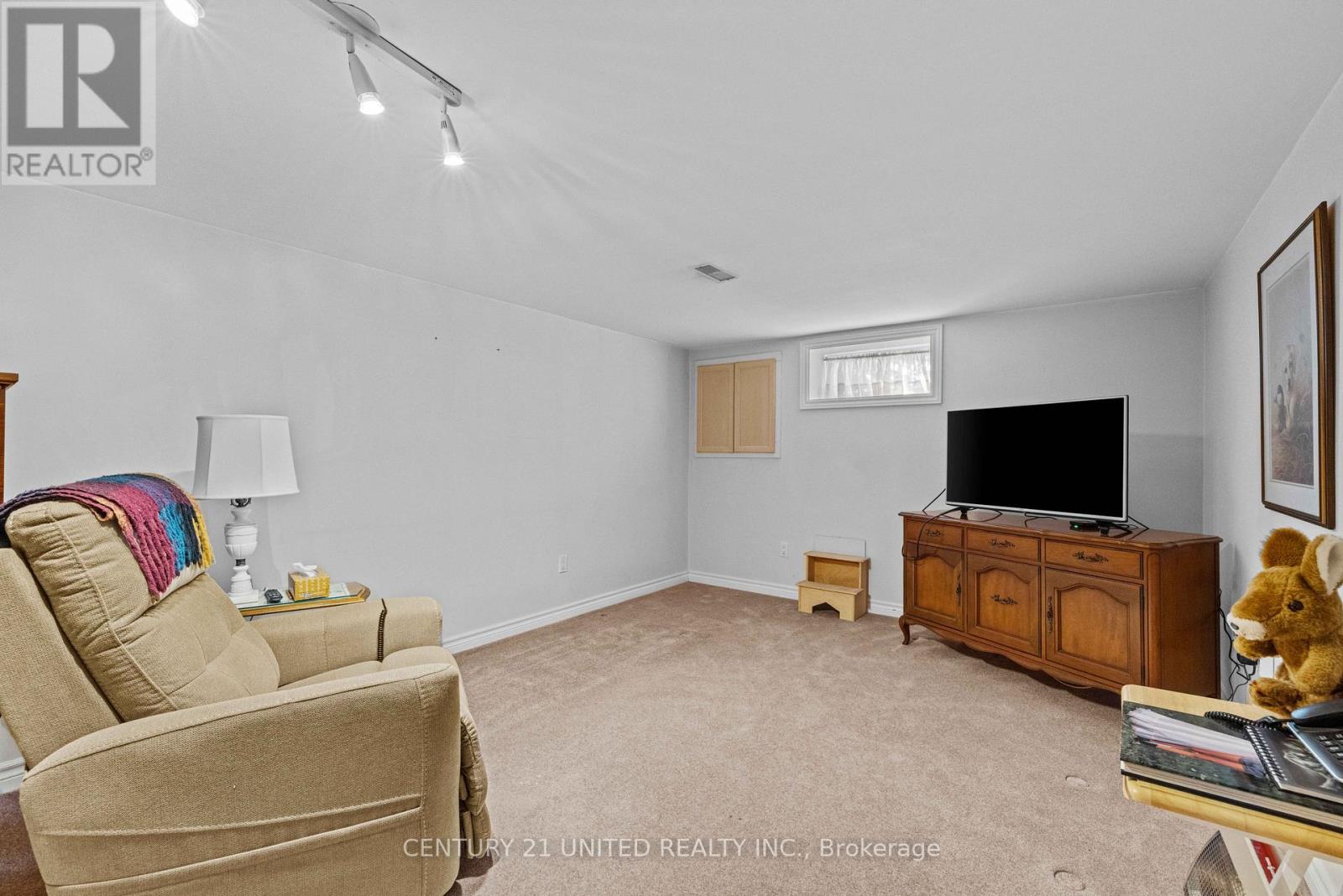 852 Parkhill Road W, Peterborough, Ontario  K9J 6P1 - Photo 21 - X12721508