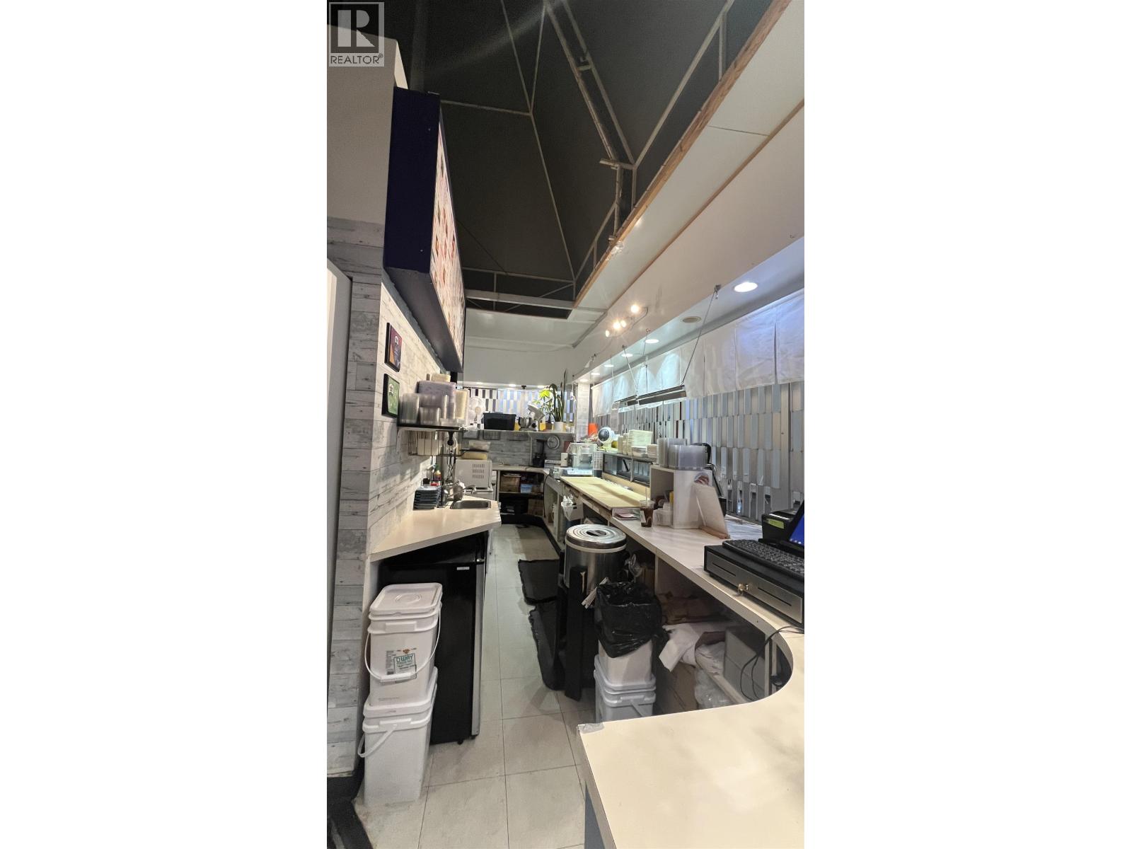 12153 Confidential, New Westminster, British Columbia  V0V 0V0 - Photo 2 - C8075368