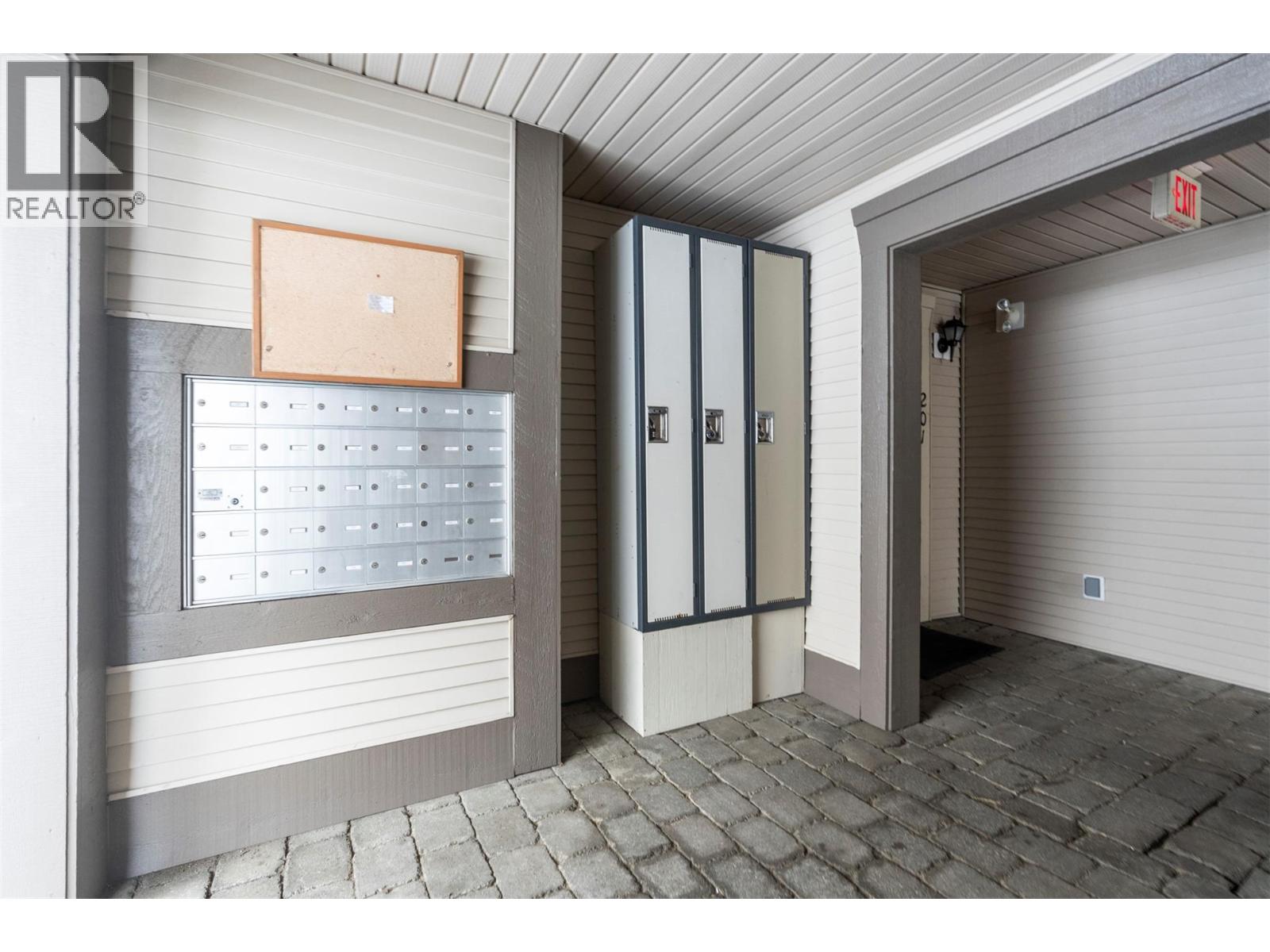 9804 Silver Star Road Unit# 203, Vernon, British Columbia  V1B 3X1 - Photo 28 - 10368785