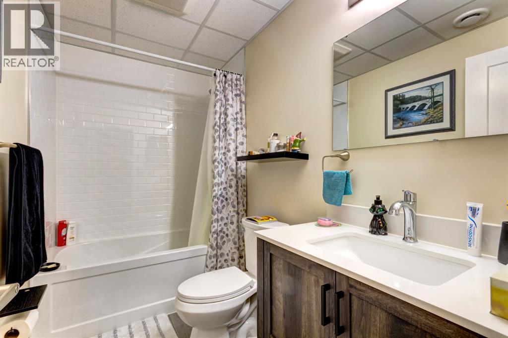 1408 106 Avenue Sw, Calgary, Alberta  T2W 0B7 - Photo 24 - A2275808