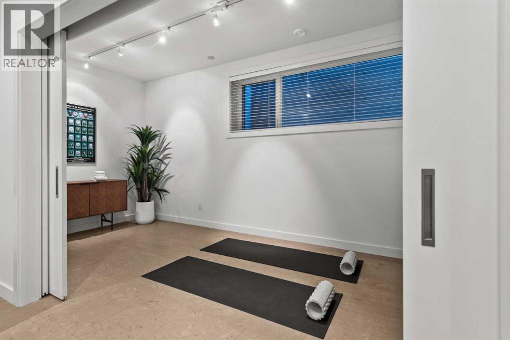 3216 5 Street Nw, Calgary, Alberta  T2M 3C9 - Photo 35 - A2278995