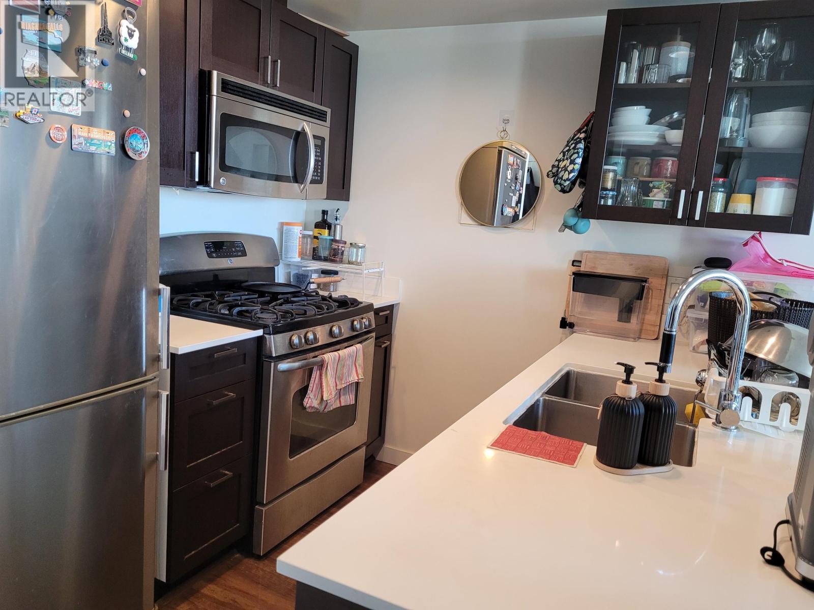 1308 4815 Eldorado Mews, Vancouver, British Columbia  V5R 0B2 - Photo 2 - R3081590