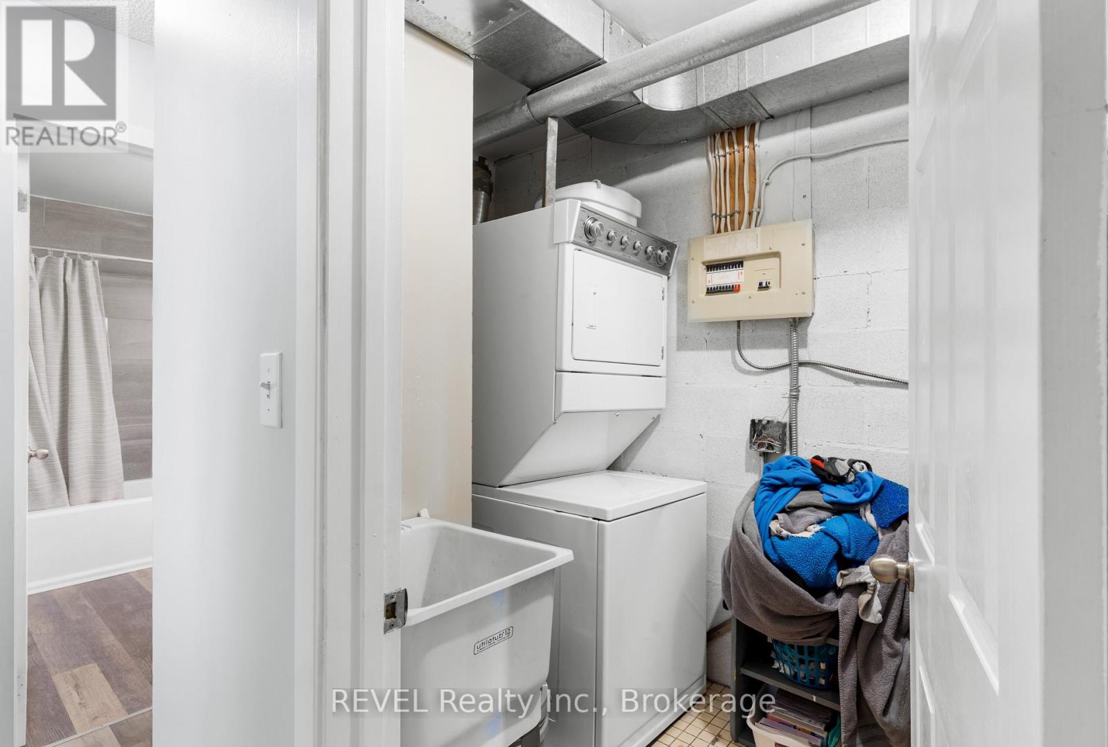 305 - 5222 Portage Road, Niagara Falls, Ontario  L2E 6B6 - Photo 10 - X12721494