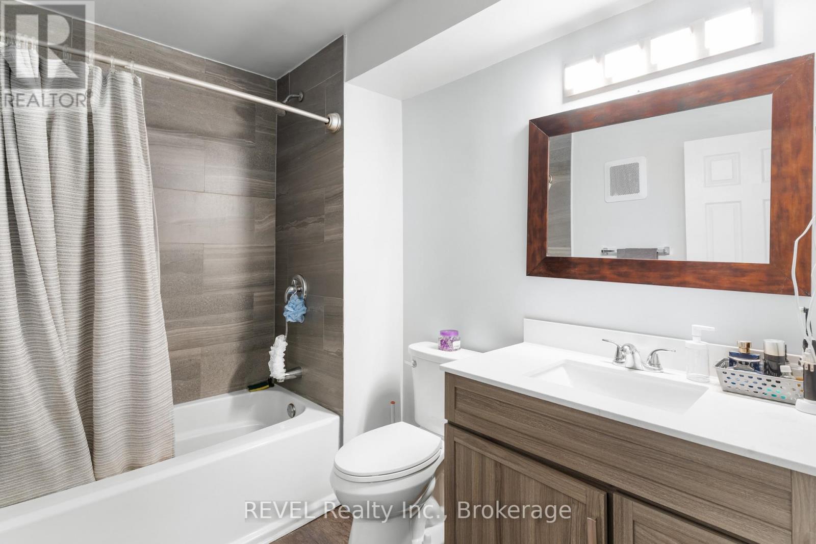 305 - 5222 Portage Road, Niagara Falls, Ontario  L2E 6B6 - Photo 8 - X12721494