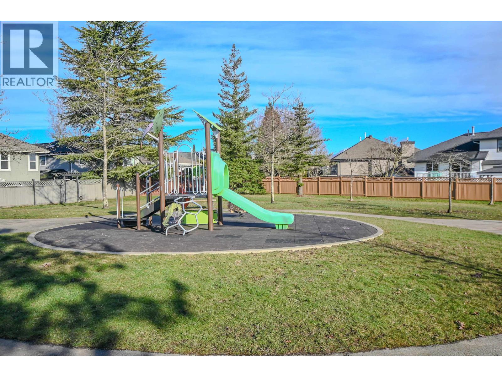 2 915 Fort Fraser Rise, Port Coquitlam, British Columbia  V3C 6K3 - Photo 38 - R3082236