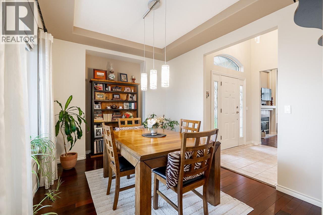 2 915 Fort Fraser Rise, Port Coquitlam, British Columbia  V3C 6K3 - Photo 8 - R3082236