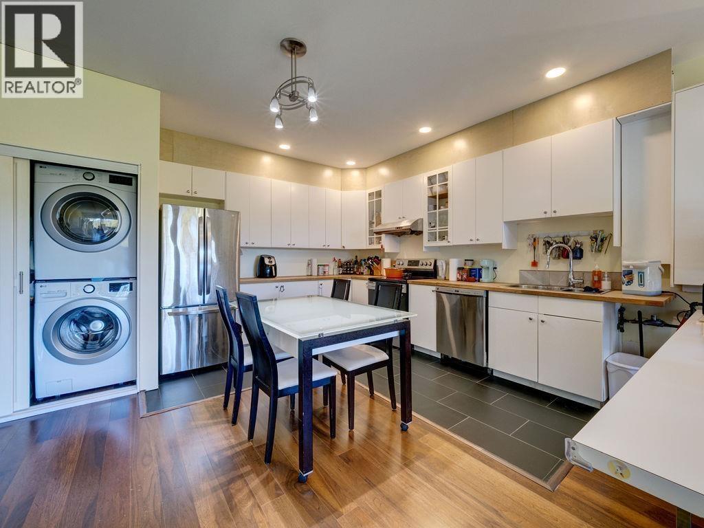 6 5778 Marine Way, Sechelt, British Columbia  V7Z 0L8 - Photo 3 - R3082242