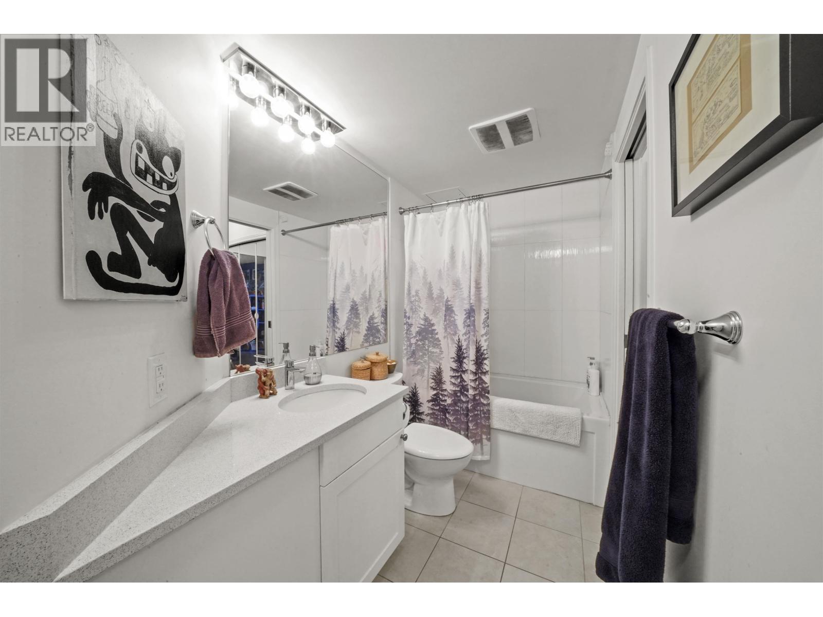 209 2915 Glen Drive, Coquitlam, British Columbia  V3B 7H8 - Photo 15 - R3082246