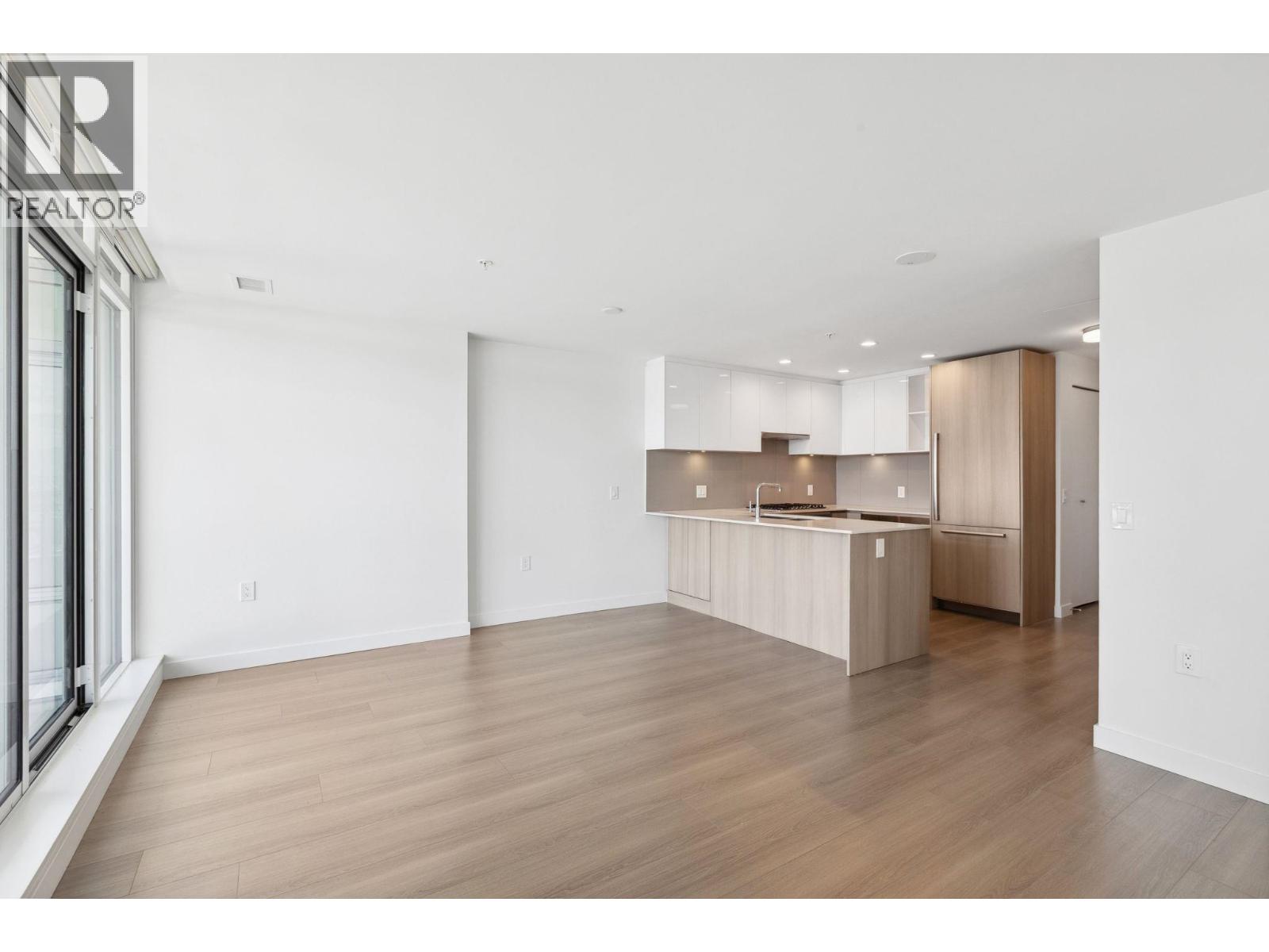 1805 618 Carnarvon Street, New Westminster, British Columbia  V3M 0N9 - Photo 2 - R3082260