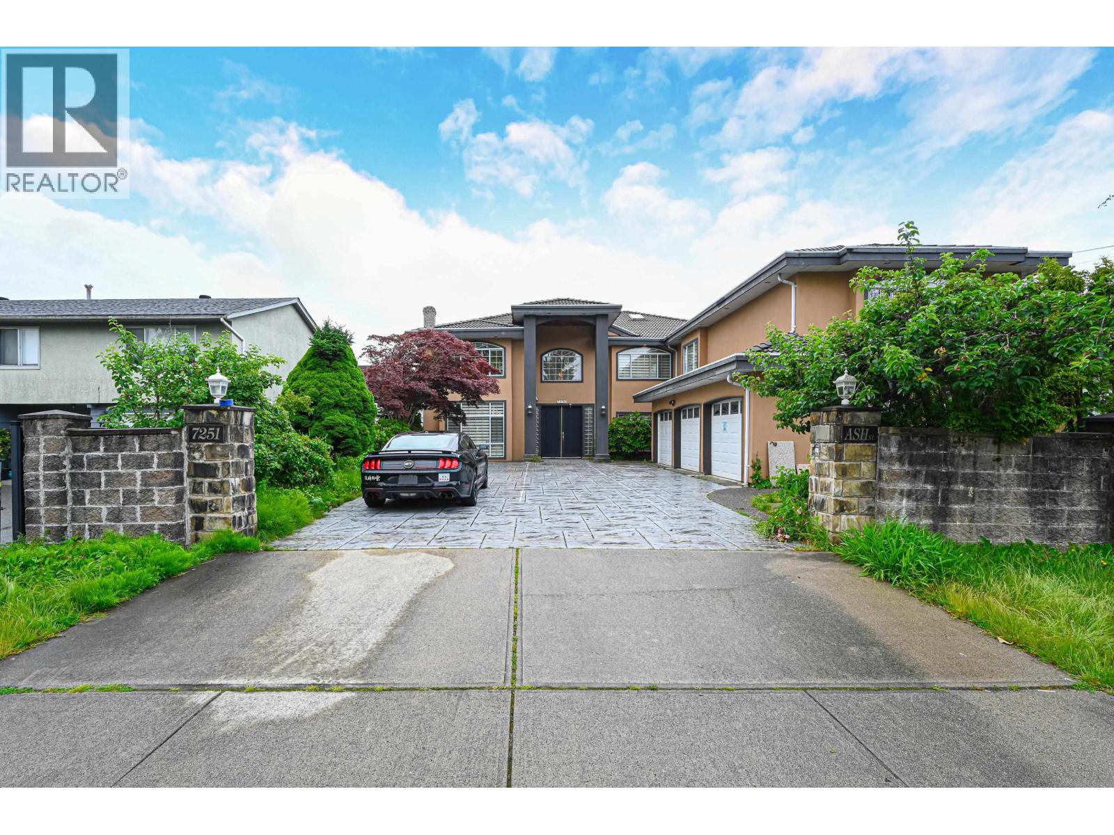 7251 Ash Street, Richmond, British Columbia  V6Y 2R9 - Photo 2 - R3082255