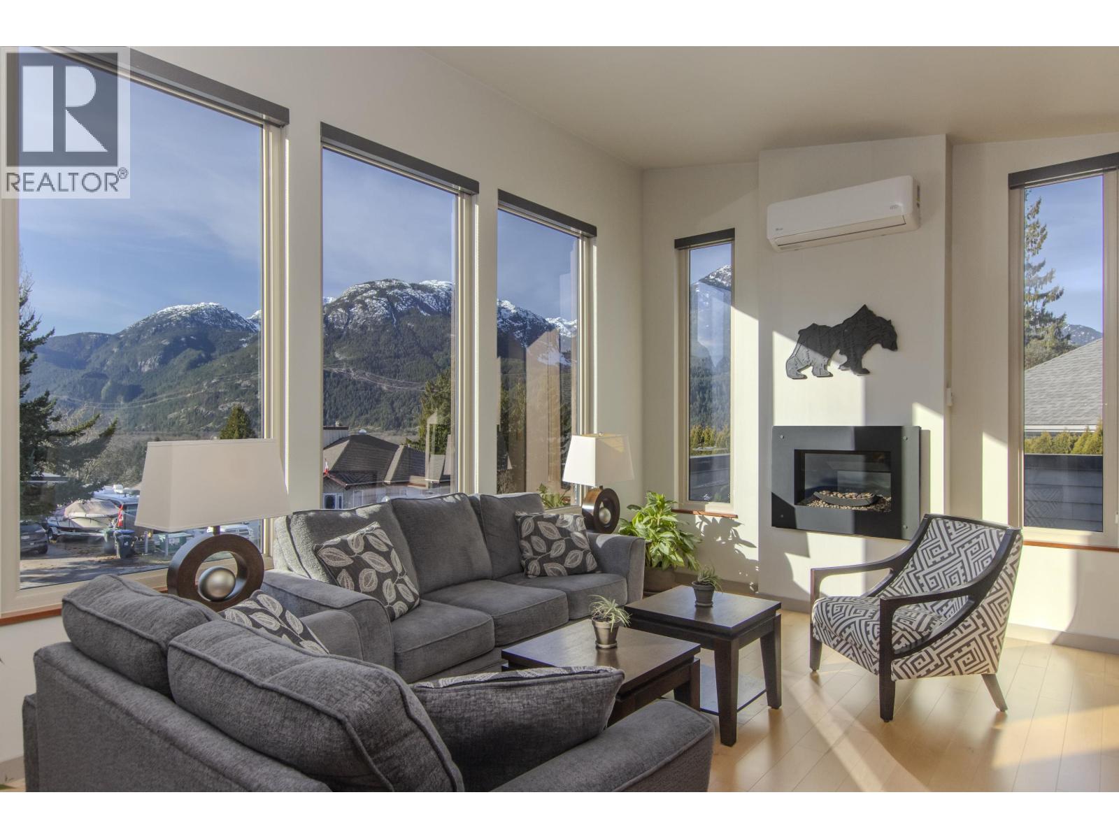 40298 Ayr Drive, Squamish, British Columbia  V8B 0B6 - Photo 3 - R3082261