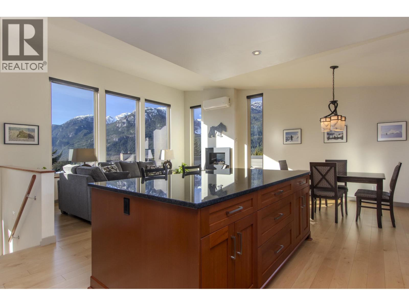 40298 Ayr Drive, Squamish, British Columbia  V8B 0B6 - Photo 9 - R3082261