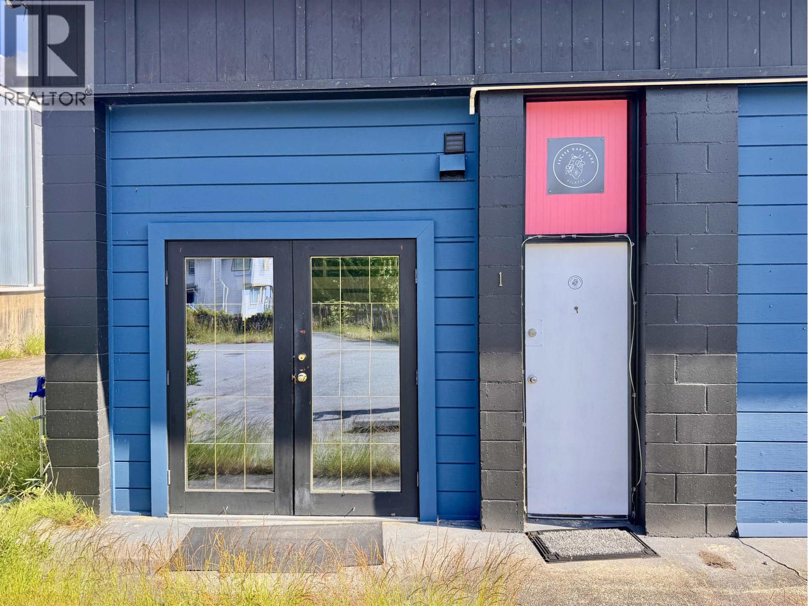 1 626 Shaw Road, Gibsons, British Columbia  V0N 1V8 - Photo 1 - C8075429