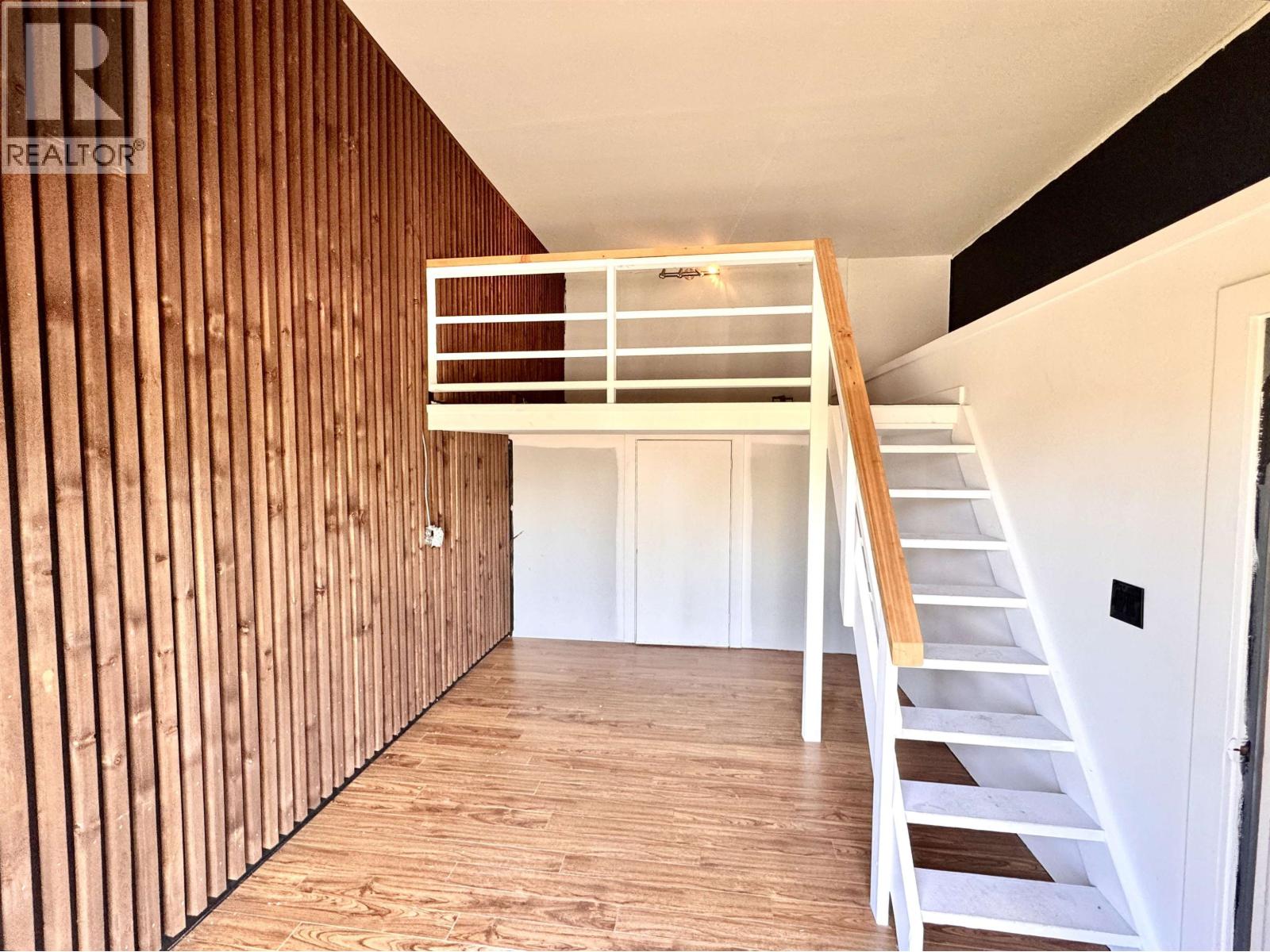 1 626 Shaw Road, Gibsons, British Columbia  V0N 1V8 - Photo 3 - C8075429