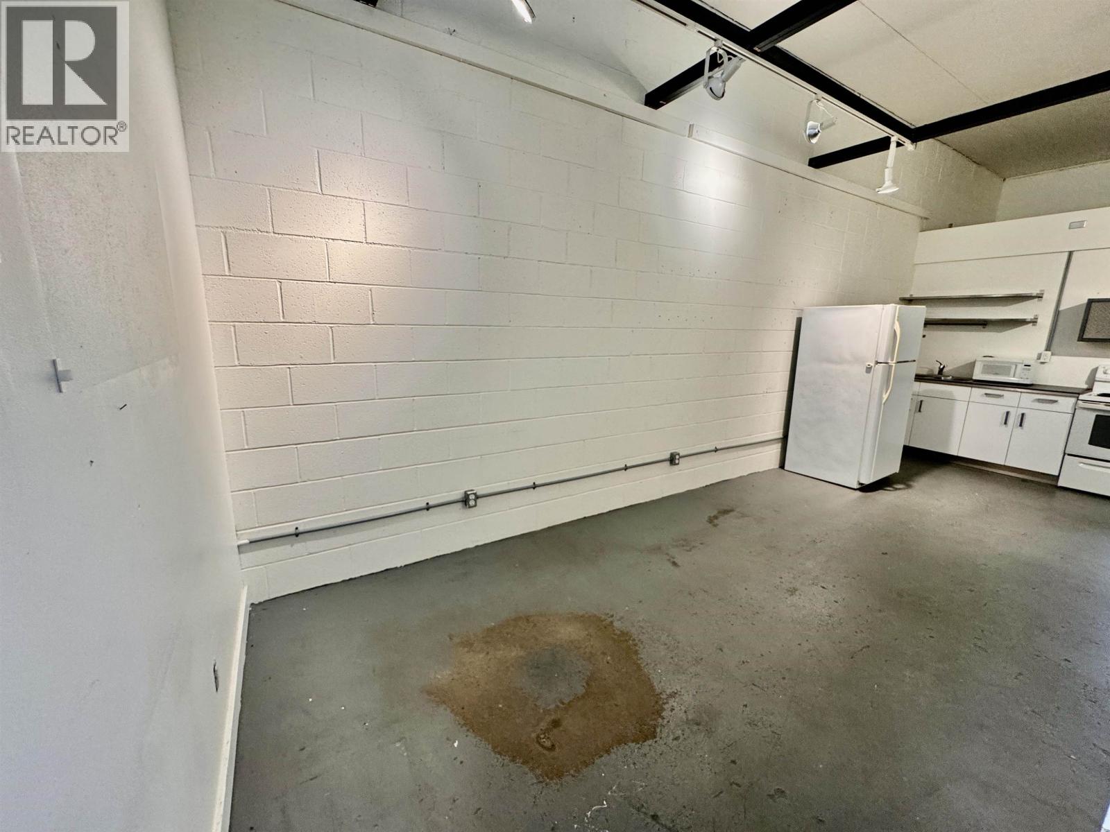 2 626 Shaw Road, Gibsons, British Columbia  V0N 1V8 - Photo 4 - C8075430