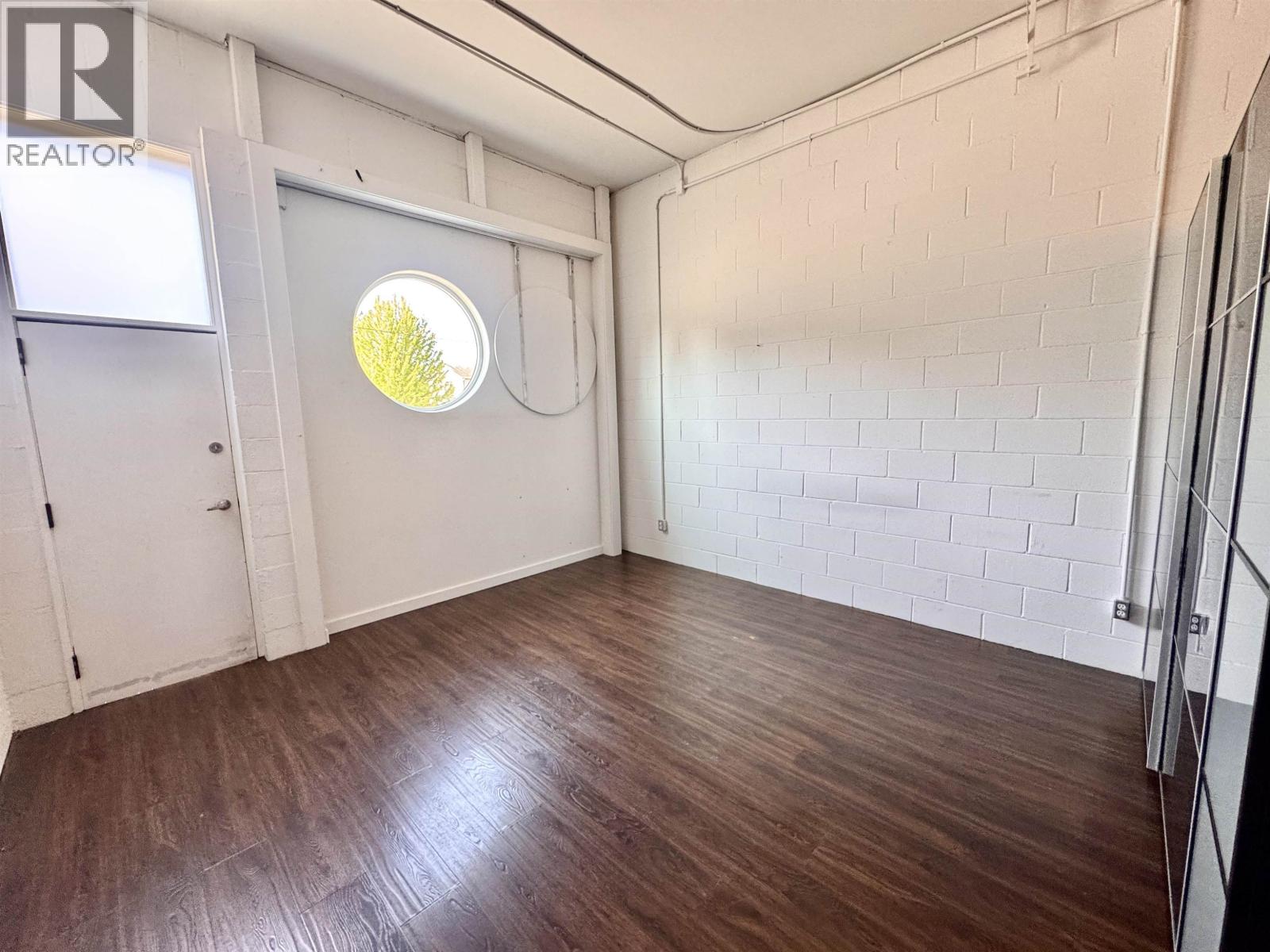 3 626 Shaw Road, Gibsons, British Columbia  V0N 1V8 - Photo 3 - C8075431