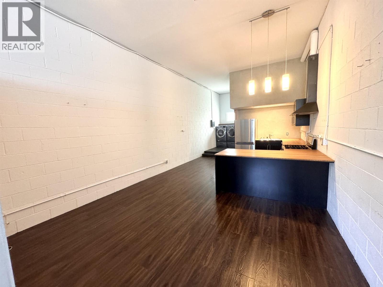 3 626 Shaw Road, Gibsons, British Columbia  V0N 1V8 - Photo 4 - C8075431