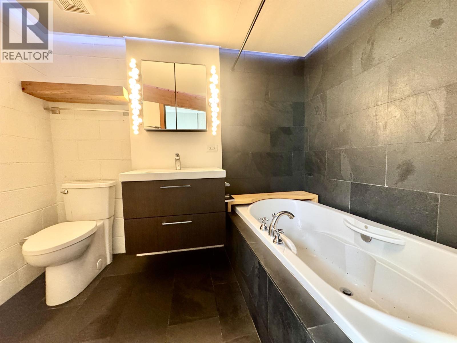 3 626 Shaw Road, Gibsons, British Columbia  V0N 1V8 - Photo 7 - C8075431