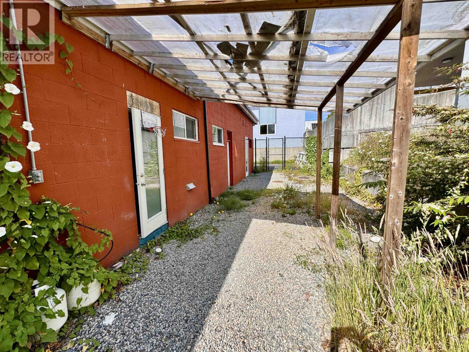 3 626 Shaw Road, Gibsons, British Columbia  V0N 1V8 - Photo 8 - C8075431