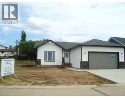 2 Evron Place, Trochu, Alberta