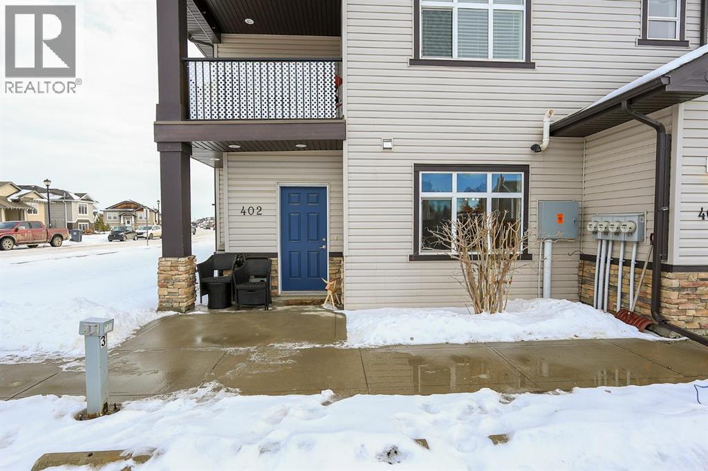 402, 639 Oak Street, Springbrook, Alberta  T4S 0E5 - Photo 2 - A2275422