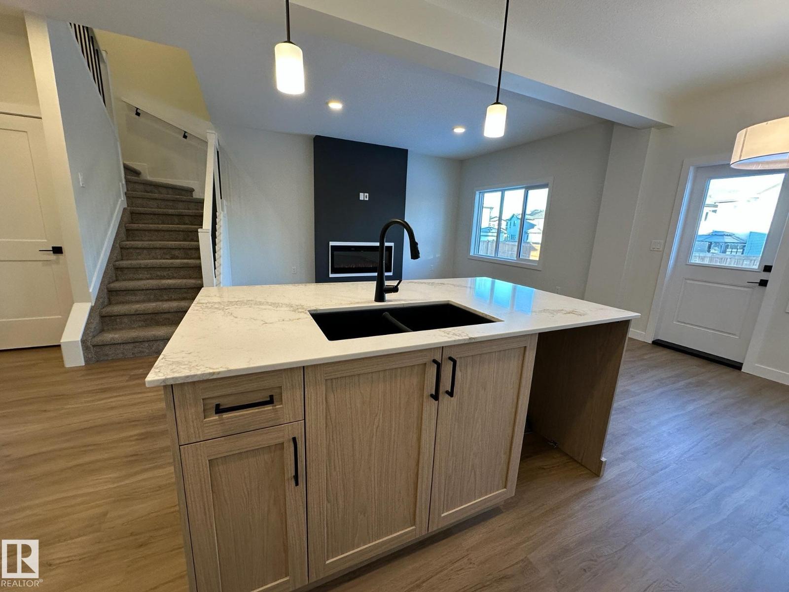 22 Sereno Ln, Fort Saskatchewan, Alberta  T8L 0Z9 - Photo 4 - E4467400