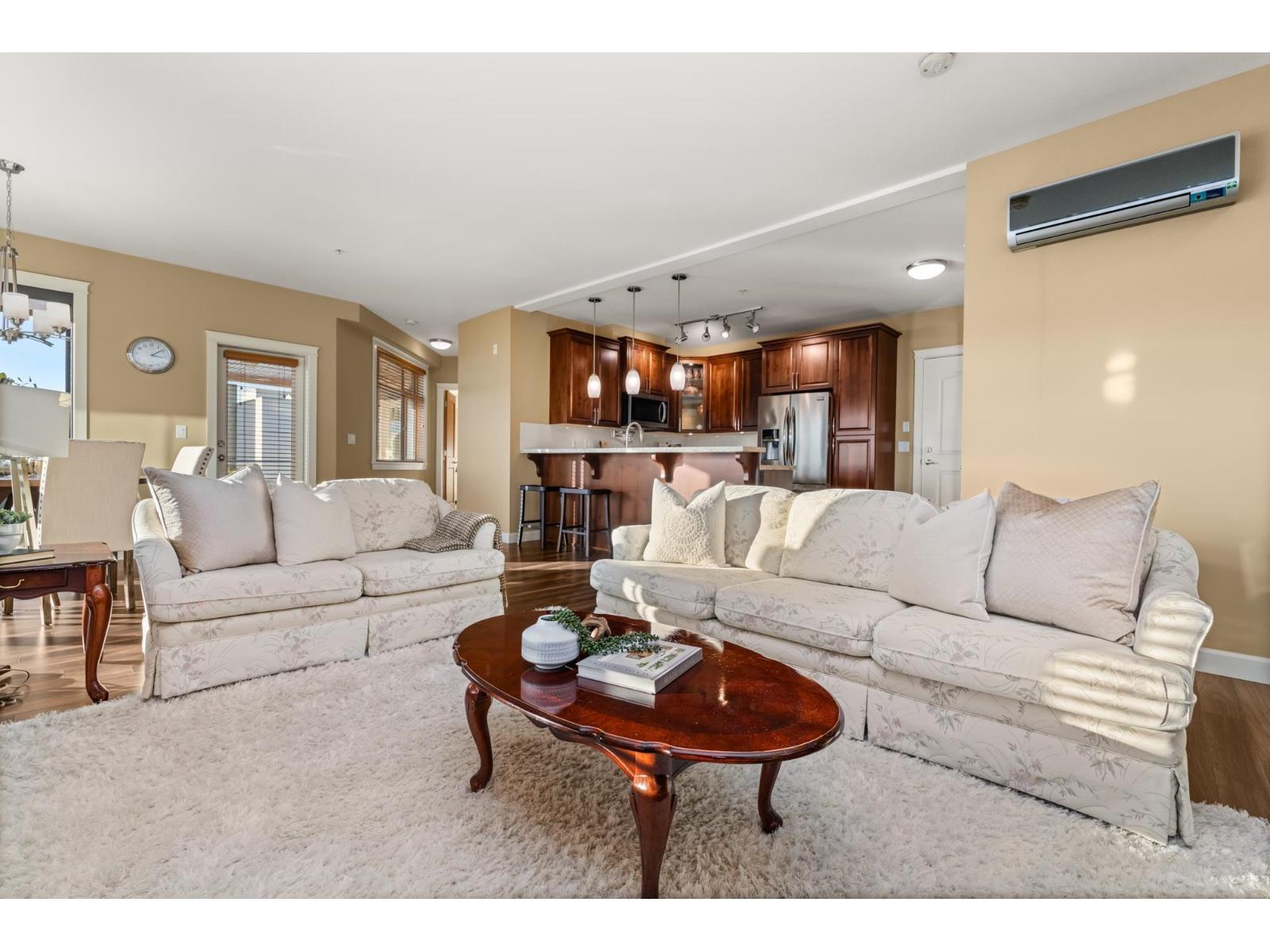 526 2860 Trethewey Street, Abbotsford, British Columbia  V2T 0G5 - Photo 3 - R3081744