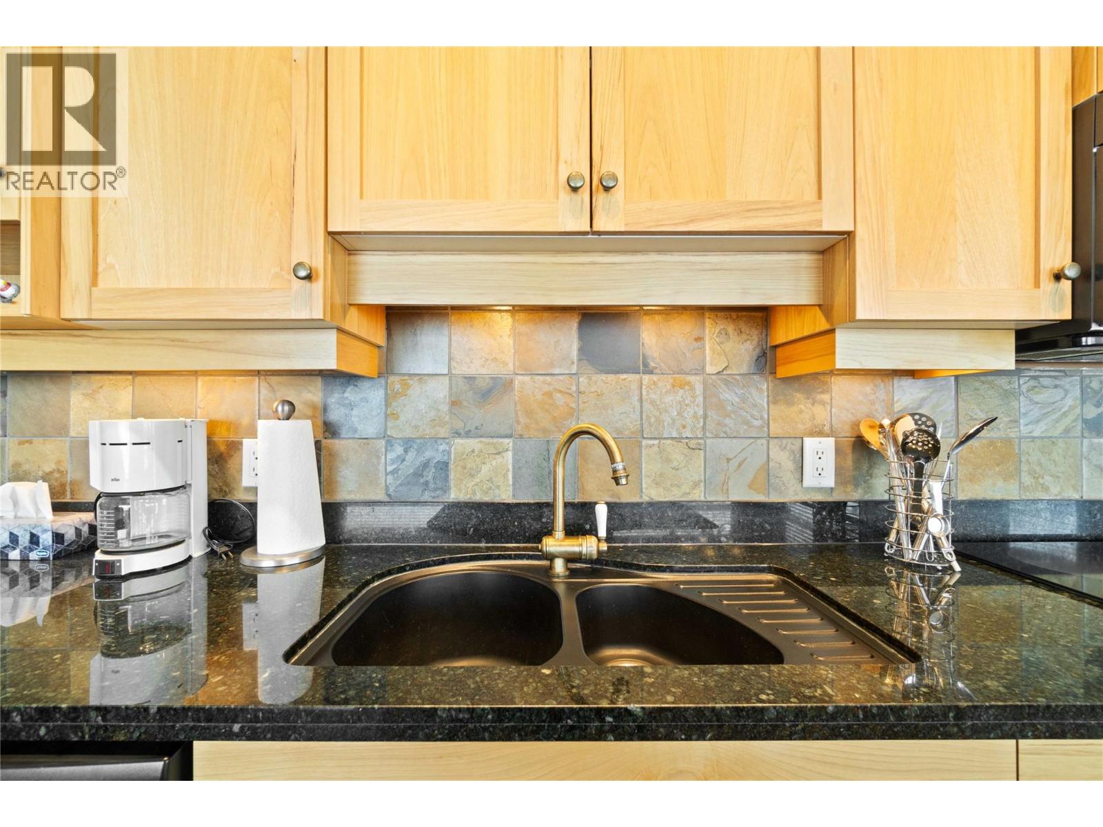 315 Whitehorse Lane Unit# 303, Big White, British Columbia  V1X 4K5 - Photo 39 - 10373188