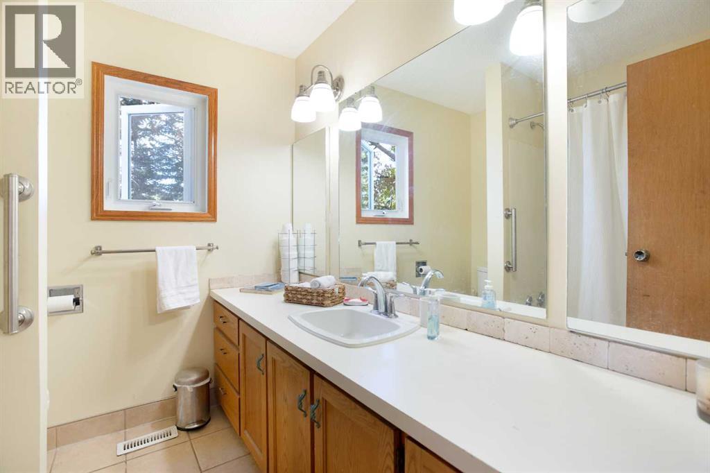 274413 1016 Drive E, Rural Foothills County, Alberta  T1S 7B1 - Photo 37 - A2280229