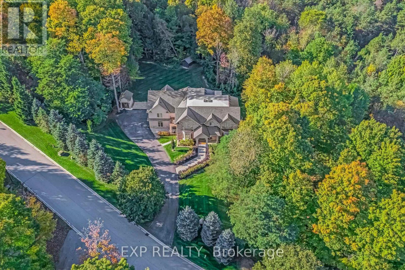 19 GLENHILL TRAIL, Whitchurch-Stouffville, Ontario