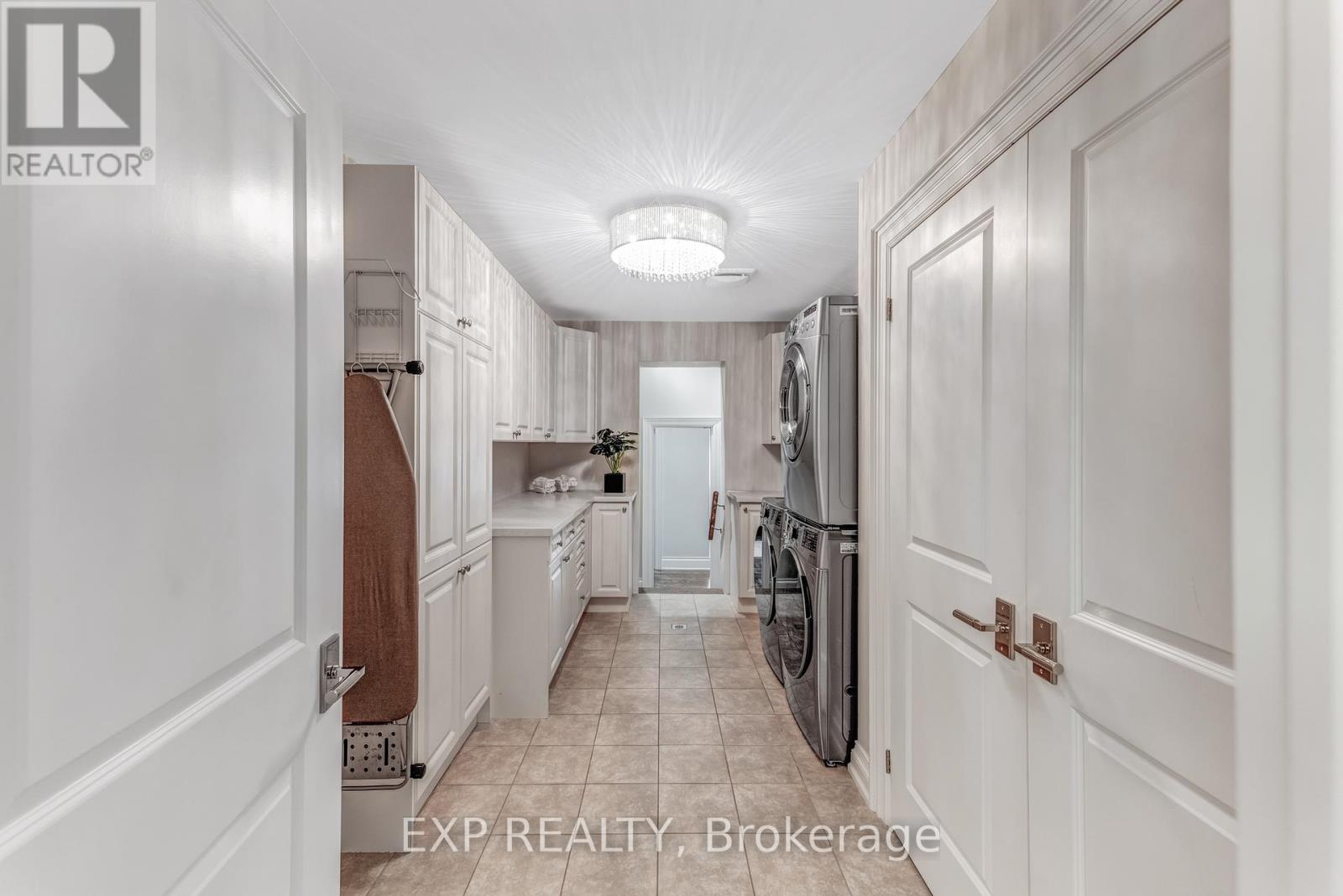 19 Glenhill Trail, Whitchurch-Stouffville, Ontario  L4A 1L9 - Photo 33 - N12721462