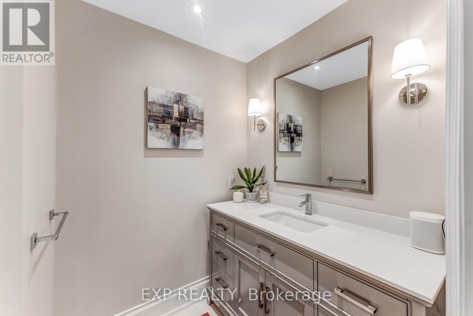 19 Glenhill Trail, Whitchurch-Stouffville, Ontario  L4A 1L9 - Photo 38 - N12721462