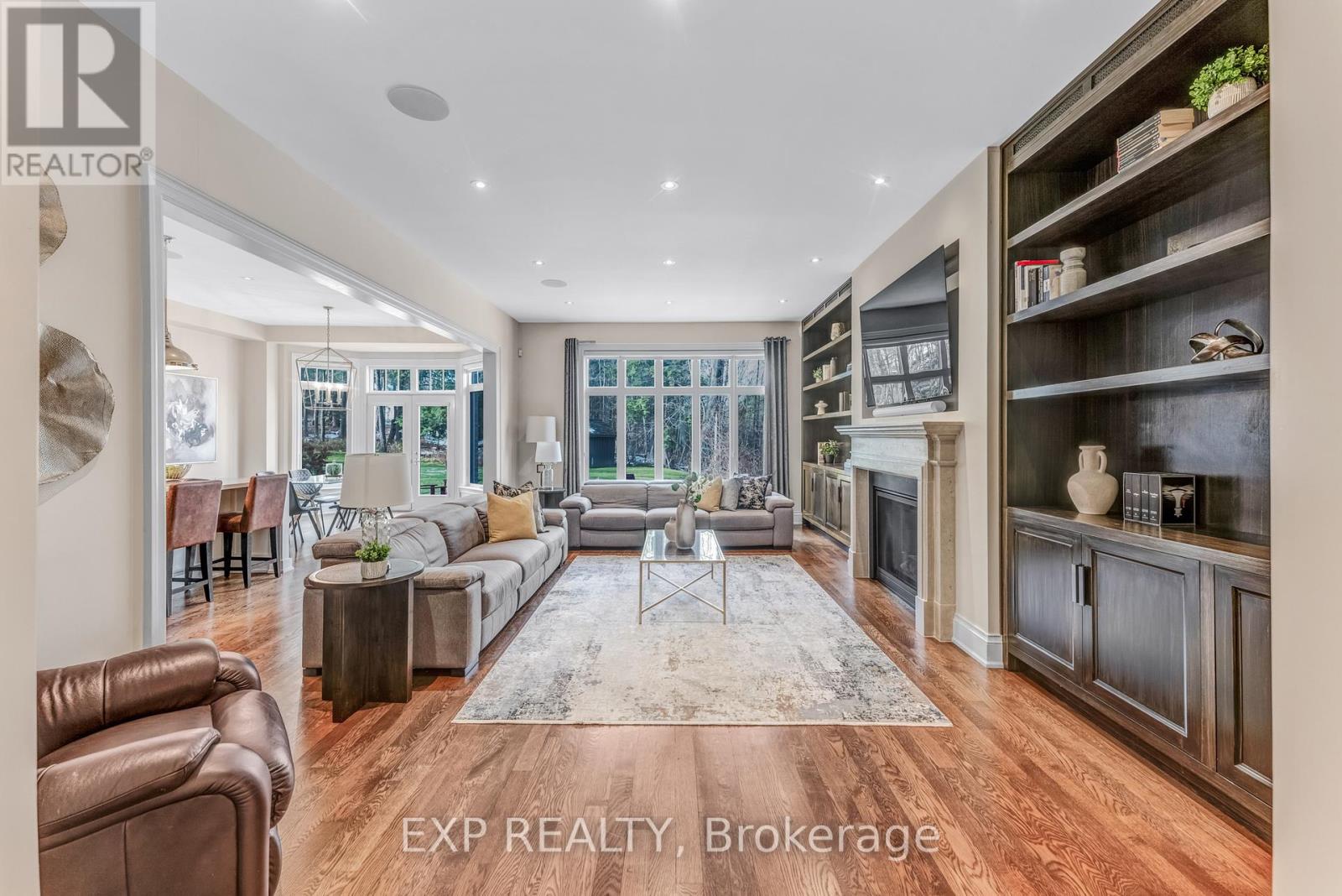 19 Glenhill Trail, Whitchurch-Stouffville, Ontario  L4A 1L9 - Photo 4 - N12721462