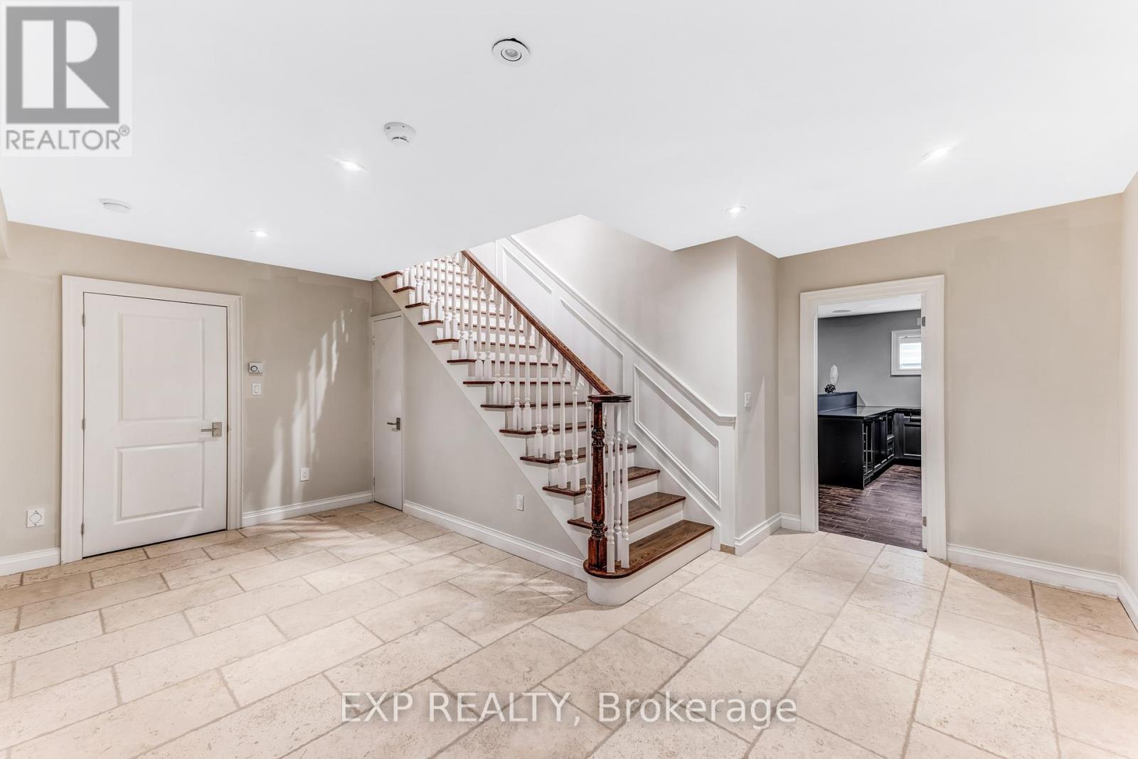 19 Glenhill Trail, Whitchurch-Stouffville, Ontario  L4A 1L9 - Photo 41 - N12721462