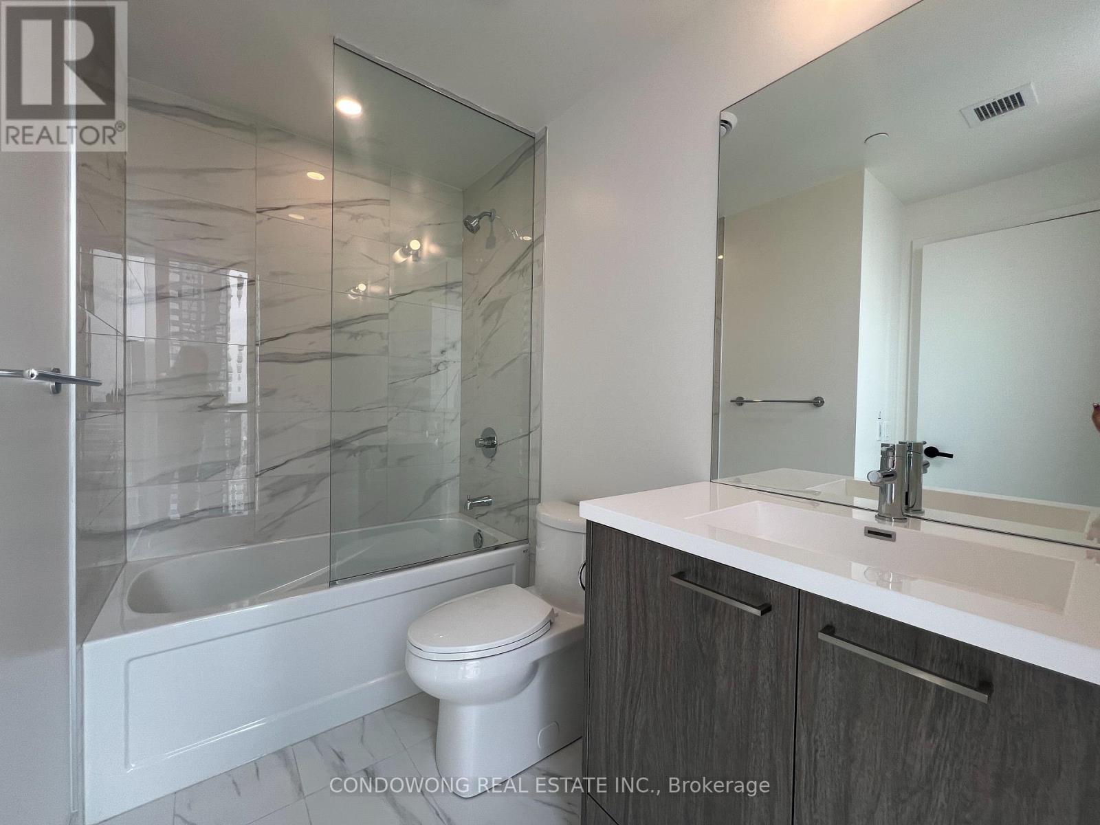 3712 - 28 Interchange Way, Vaughan, Ontario  L4K 0P8 - Photo 17 - N12721506