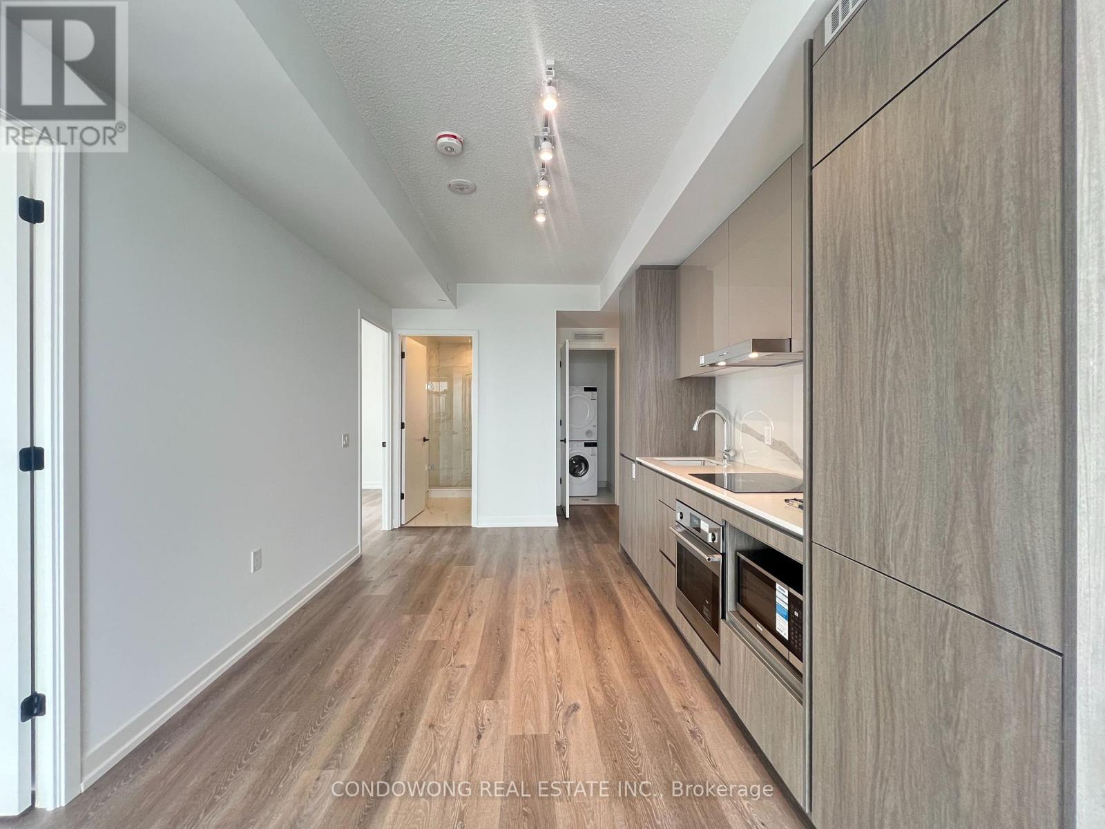 3712 - 28 Interchange Way, Vaughan, Ontario  L4K 0P8 - Photo 7 - N12721506