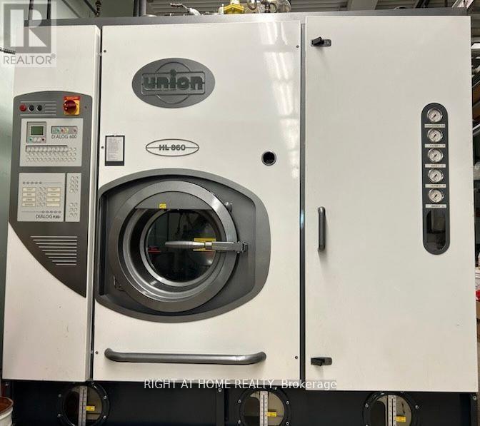 8750 Bayview Avenue, Richmond Hill, Ontario  L4B 4V9 - Photo 2 - N12721538