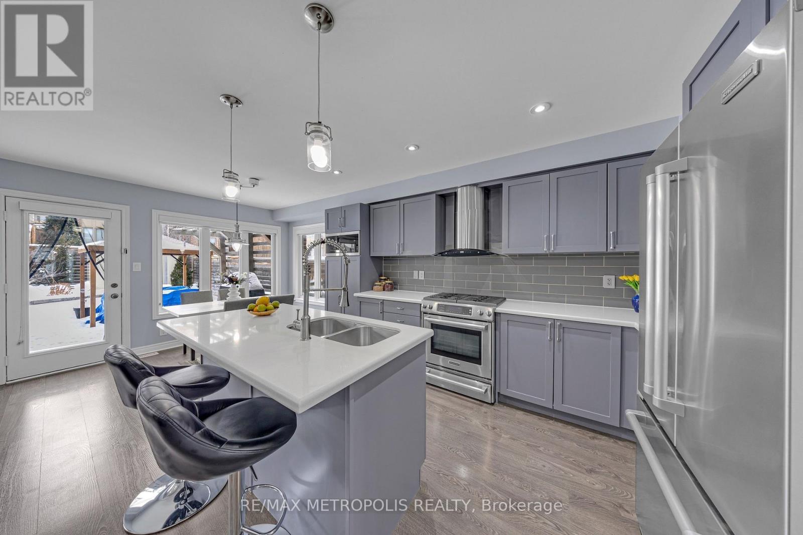 7 Cherry Lane, New Tecumseth, Ontario  L9R 0M1 - Photo 6 - N12721134