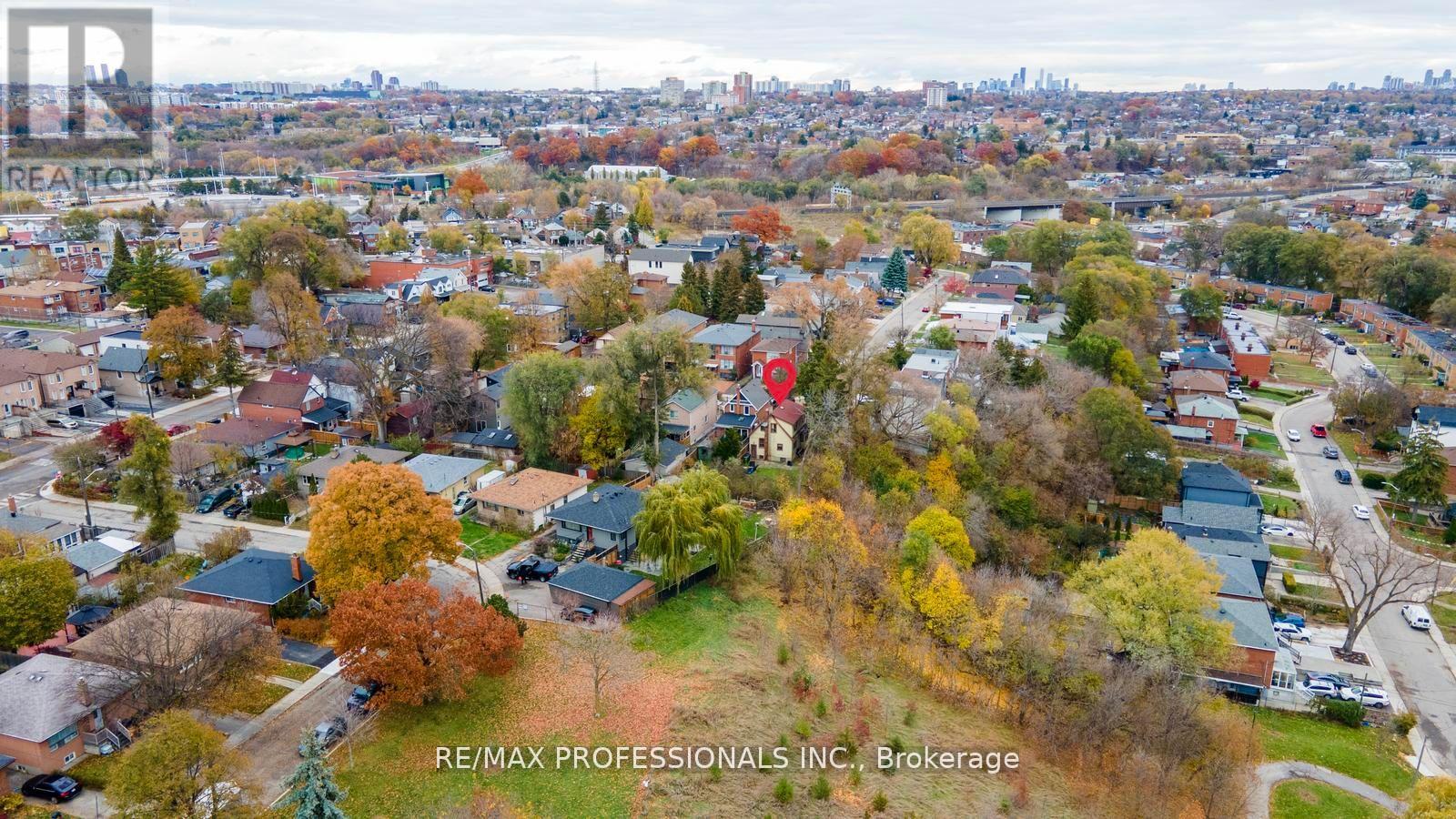 16 Cliff Street, Toronto, Ontario  M6N 4L6 - Photo 21 - W12721446