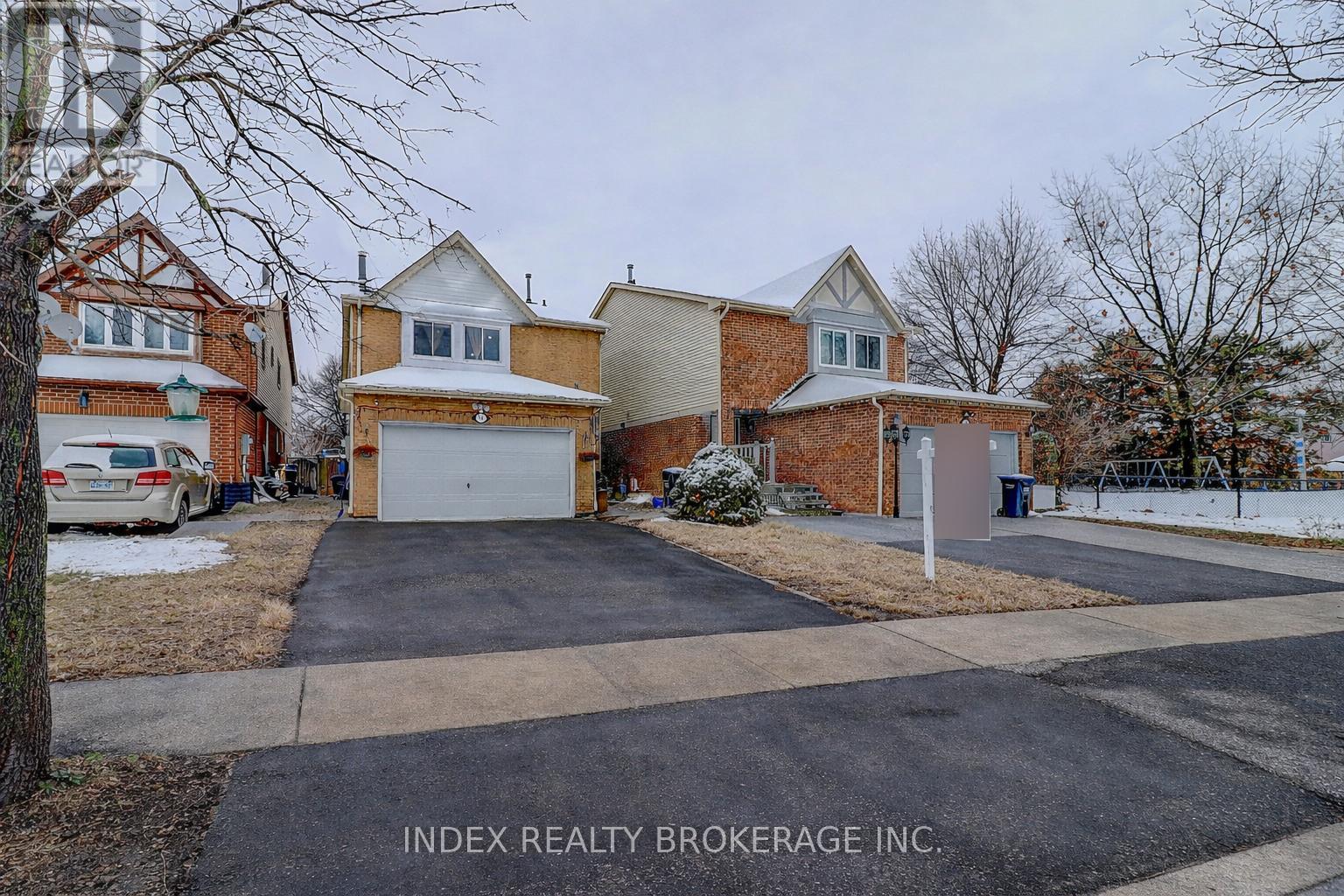 56 Bridekirk Place, Brampton, Ontario  L6Y 2V8 - Photo 2 - W12721468