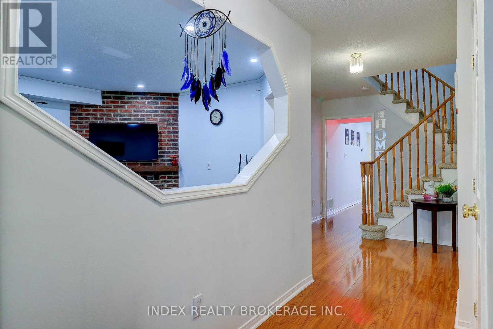 56 Bridekirk Place, Brampton, Ontario  L6Y 2V8 - Photo 5 - W12721468