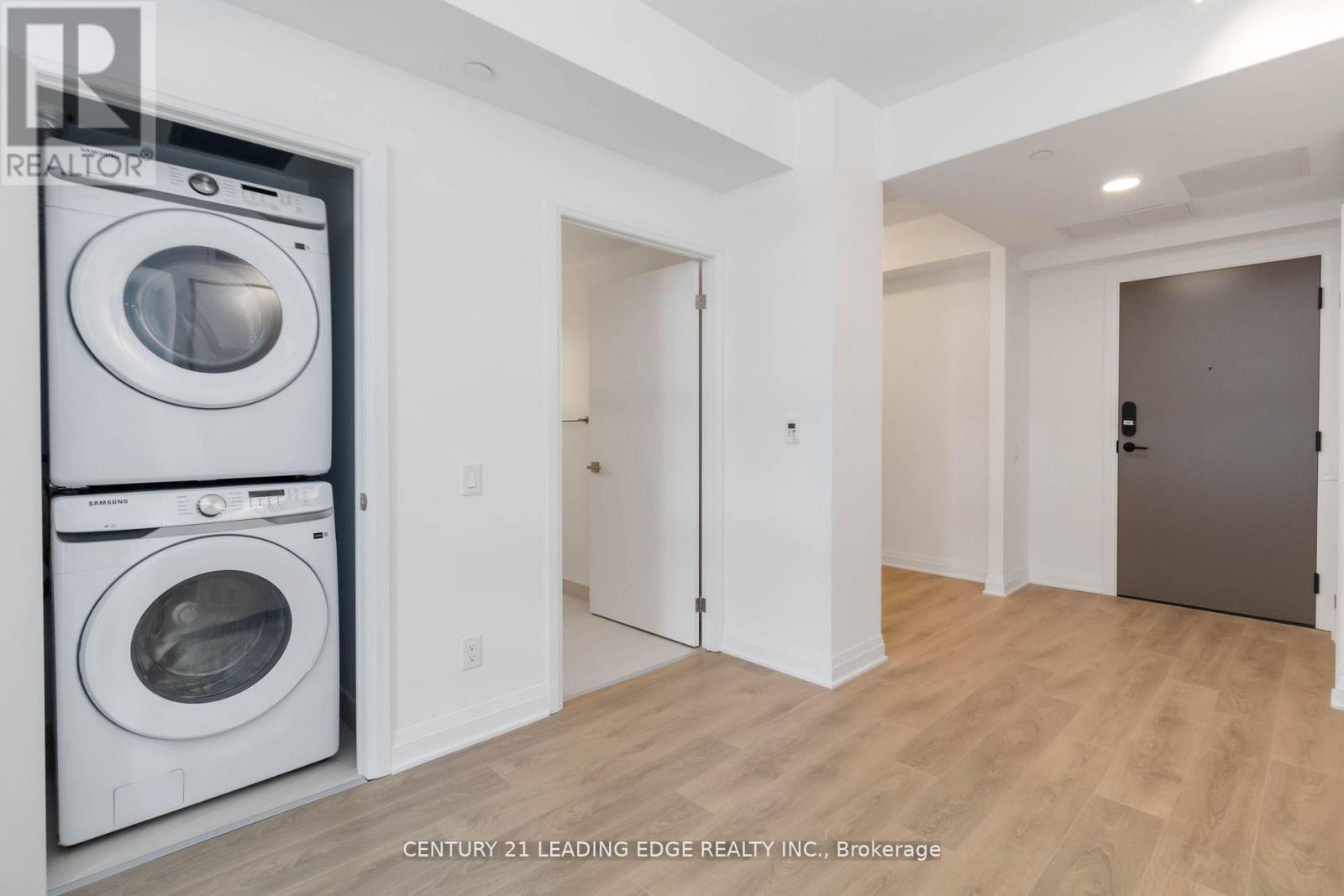 1509 - 4015 The Exchange, Mississauga, Ontario  L5B 1M7 - Photo 11 - W12721486